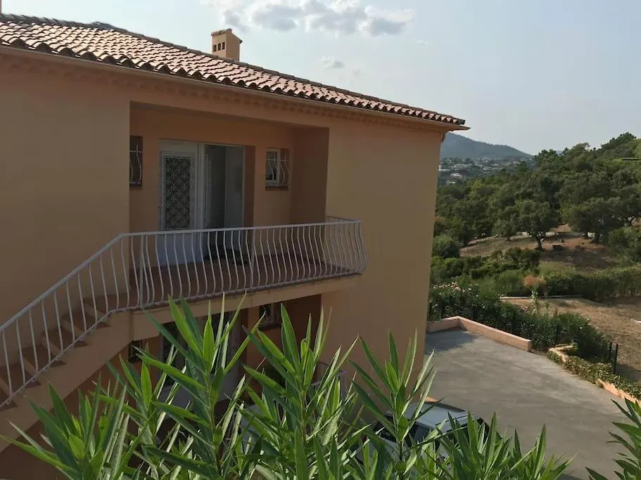 Agreable Appartement Vue Mer Les Issambres 0*,  France