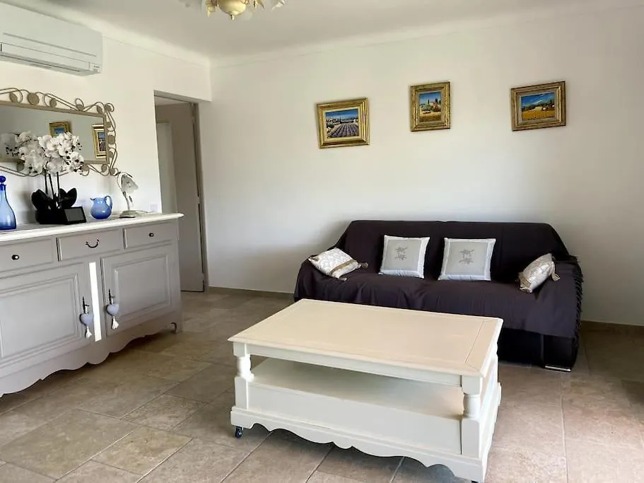 Agreable Appartement Vue Mer Les Issambres 0*,  France
