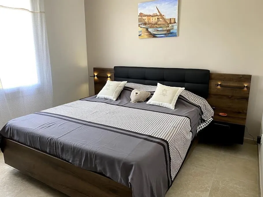 לס איסאמברה Agreable Appartement Vue Mer 0*, לס איסאמברה צרפת